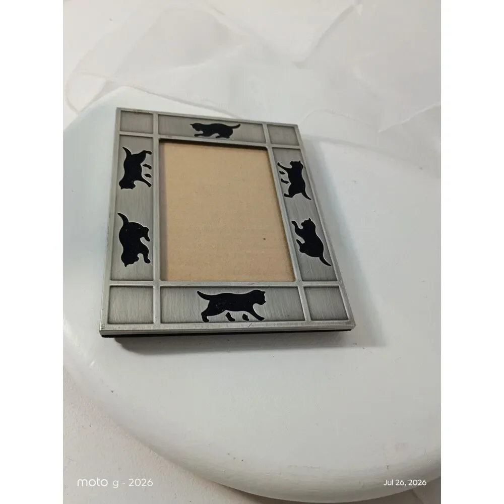 Vintage Silver Pewter Cat Picture Frame 3.5x5 Tabletop Easel Back Pet Lover